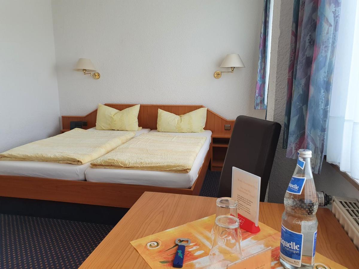 Hotel Pension Stoertebeker Biendorf Екстериор снимка