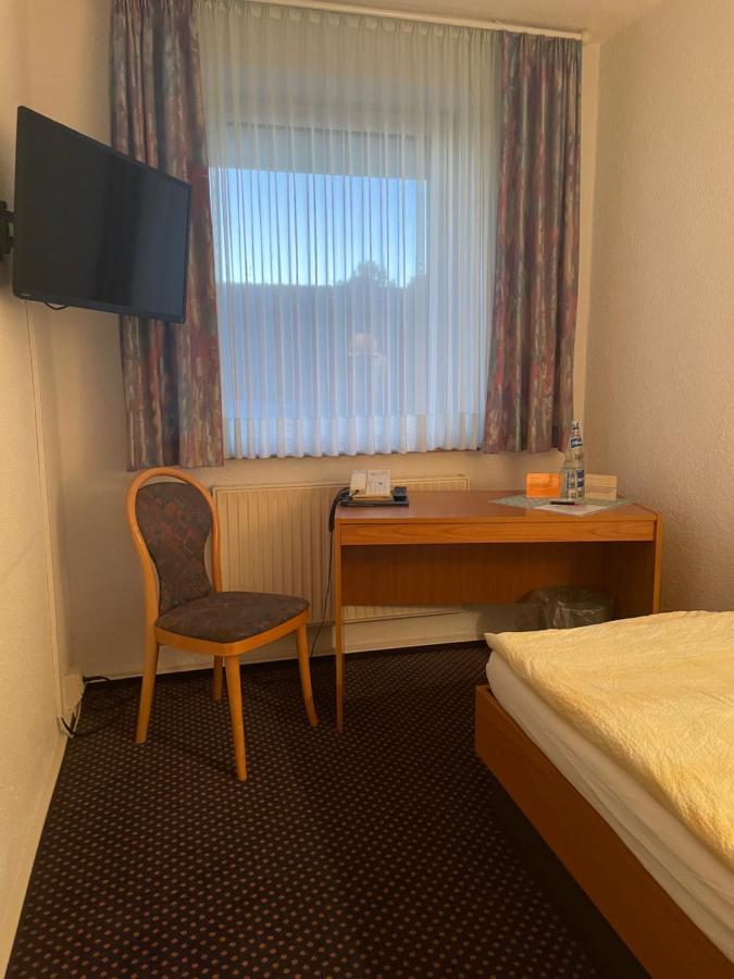 Hotel Pension Stoertebeker Biendorf Екстериор снимка