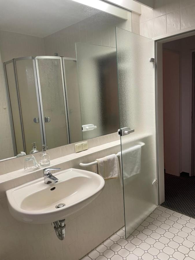 Hotel Pension Stoertebeker Biendorf Екстериор снимка