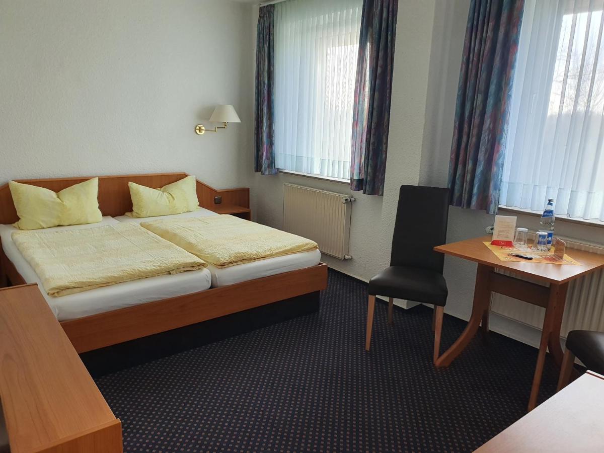 Hotel Pension Stoertebeker Biendorf Екстериор снимка