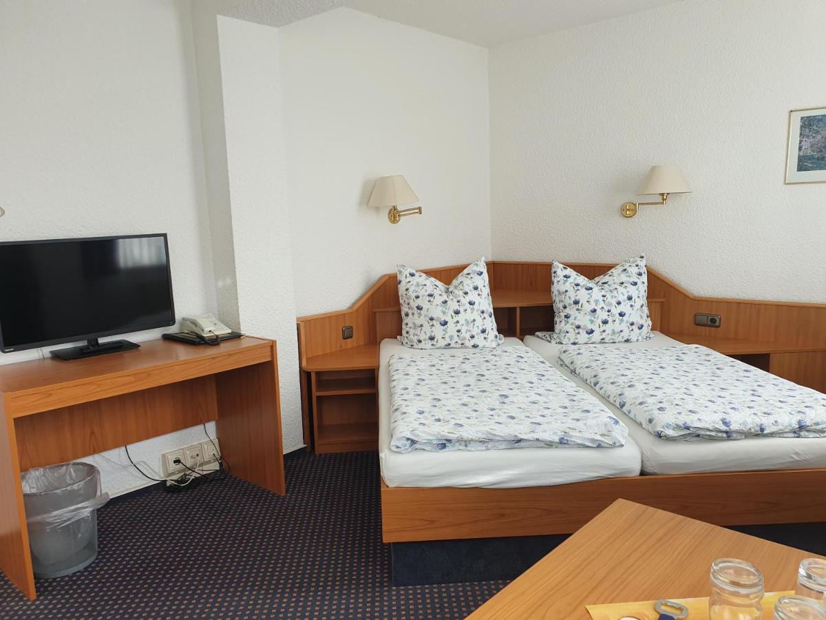 Hotel Pension Stoertebeker Biendorf Екстериор снимка