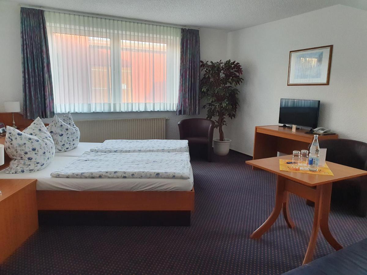 Hotel Pension Stoertebeker Biendorf Екстериор снимка